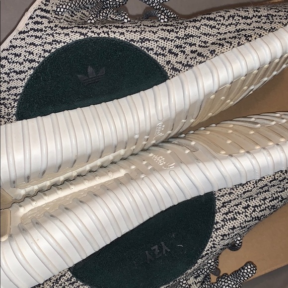 Yeezy Boost Turtledove SOLD - Picture 8 of 8